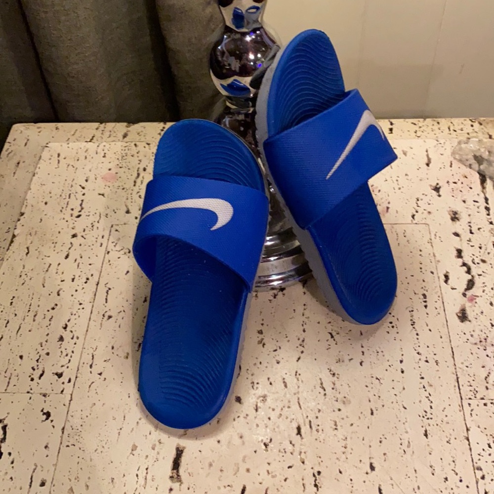Nike ~ KAWA SLIDE SANDALS